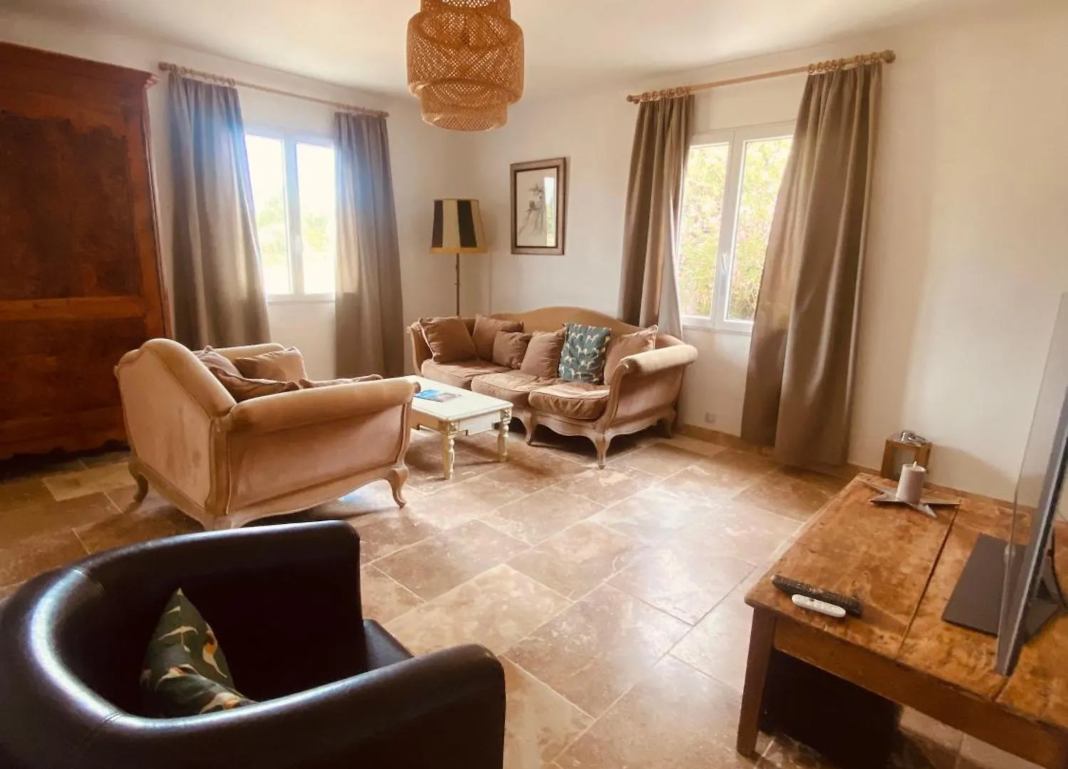 Mas Belvega Bed and Breakfast La Baume-de-Transit